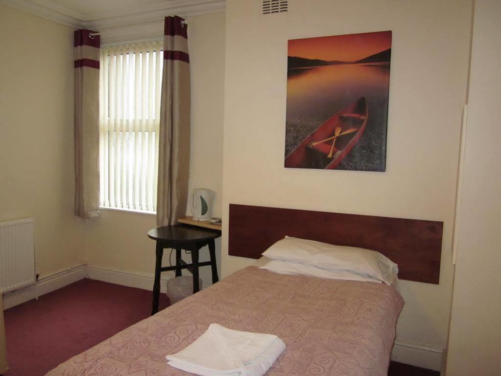 ويدنس Mersey Hotel المظهر الخارجي الصورة
